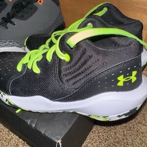 Under Armour Kids' Black and Neon Green Sneakers